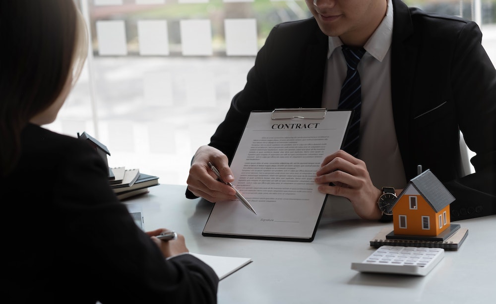Les défis et opportunités pour les sociétés de recouvrement face aux évolutions du droit des contrats