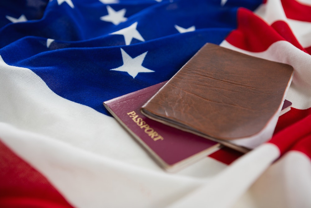 Les droits des personnes victimes de violences domestiques et la demande de naturalisation
