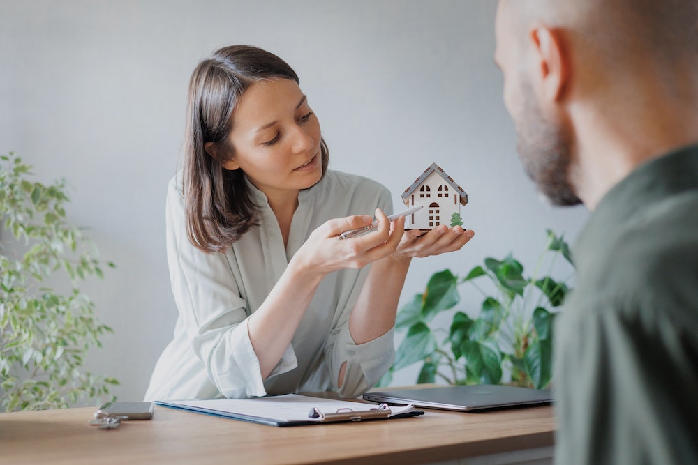 Comprendre le Vice Caché lors de l'Achat d'une Maison : Responsabilités du Vendeur et Recours pour l'Acheteur