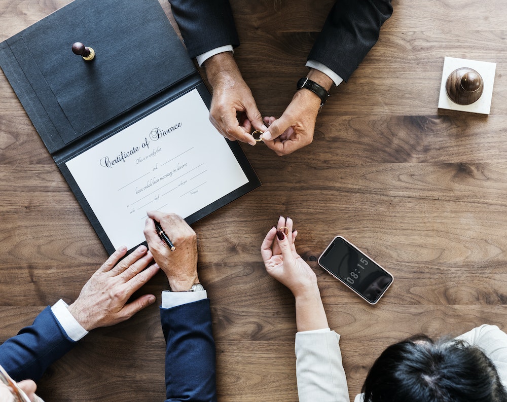 Séparation sans jugement : Quels sont les droits du père ?