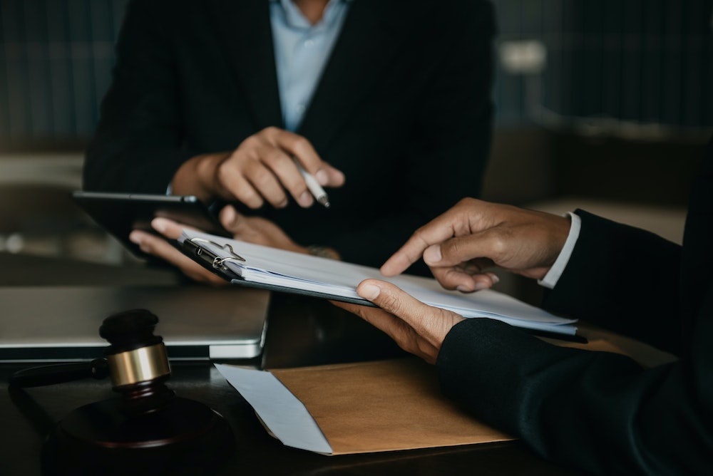 Le conflit entre actionnaires : enjeux, prévention et résolution