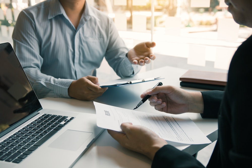 Le cadre légal du portage salarial : ce que vous devez savoir