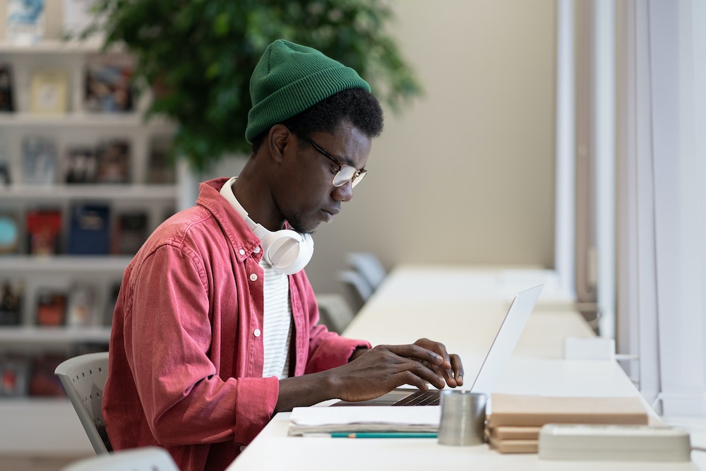 Choisir le bon statut juridique pour votre entreprise : guide complet et conseils d'expert