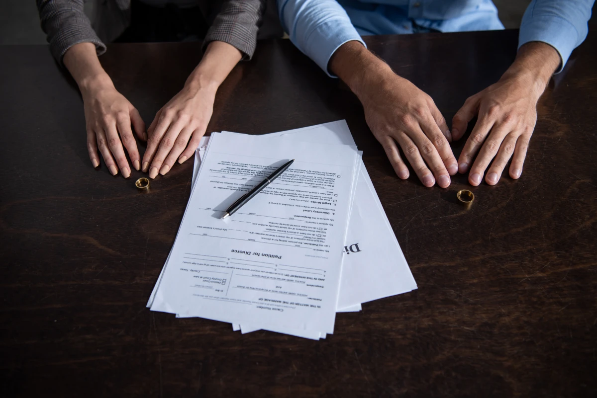 Divorce et patrimoine immobilier : Protégez vos biens et vos droits